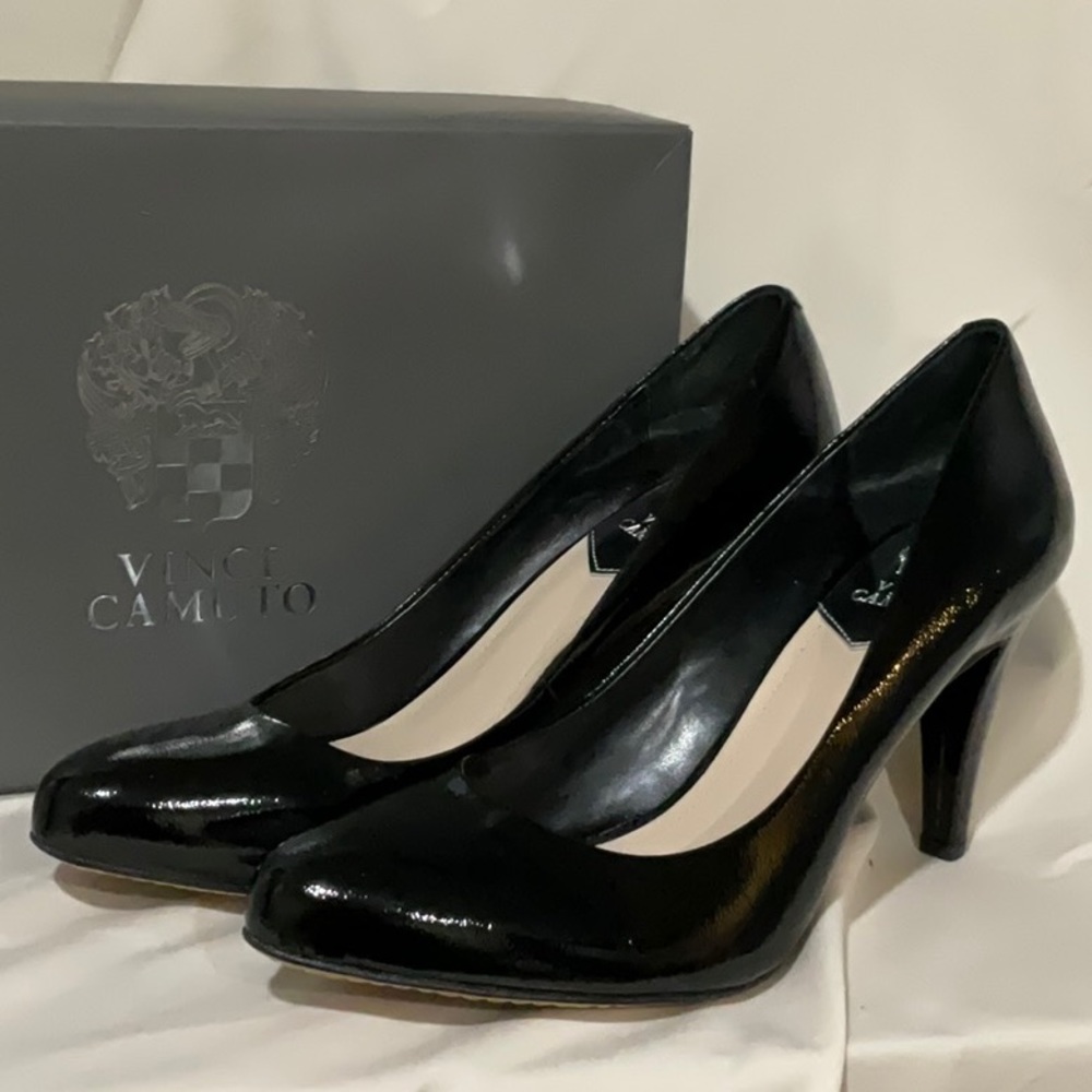 Vince Camuto black Heels